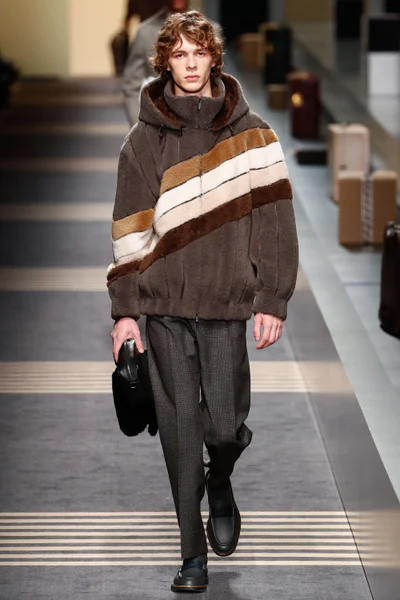 Look 47
